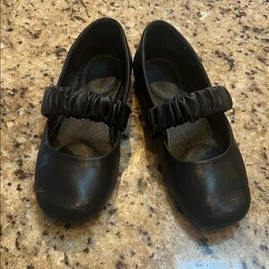 Kenneth Cole Reaction Girls’ Shoes – Size 6